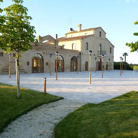 Country House La Gioconda Коррополи